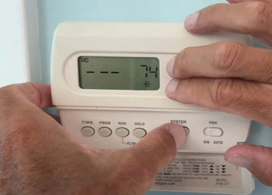 White Rodgers Thermostat Keeps Resetting to 85