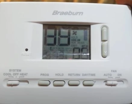 braeburn thermostat keeps resetting to 85