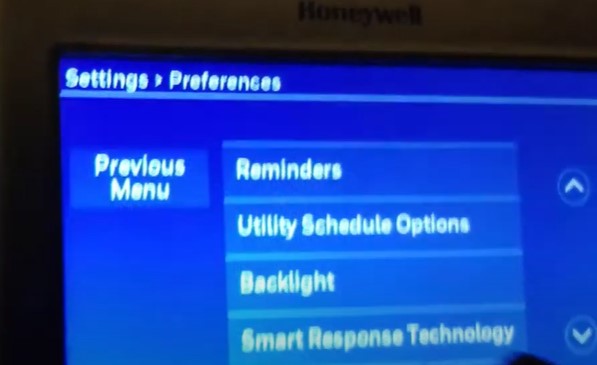 How to Fix a Honeywell Thermostat Keeps Rebooting